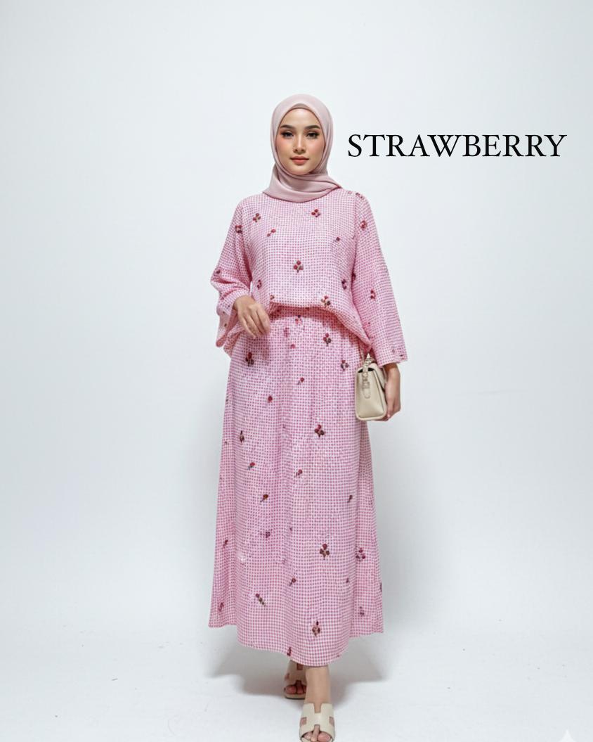 AMANDA SKIRT SET (YAYANA GINGHAM EMBROIDERY SERIES)